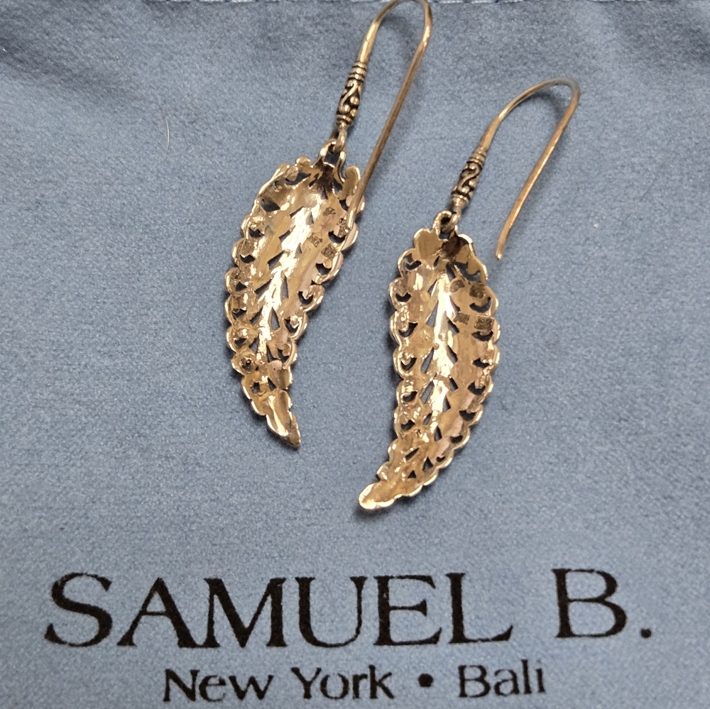 Samuel B Sterling Silver and 18K yellow gold Leaf Earrings - Picture 3 of 3